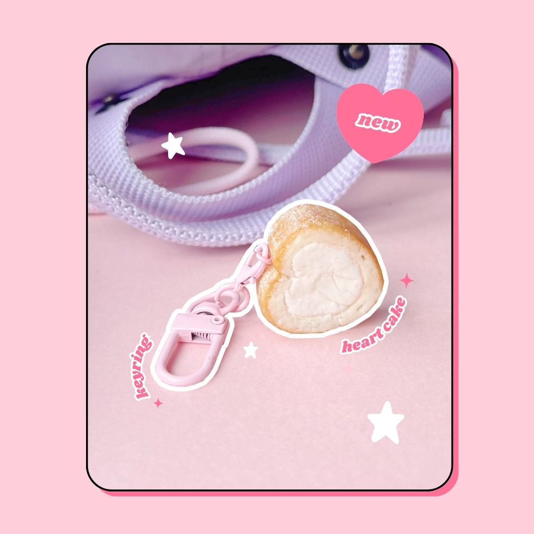 🍥 heart shape whipped cream swiss roll cake keyring with lobster clasp